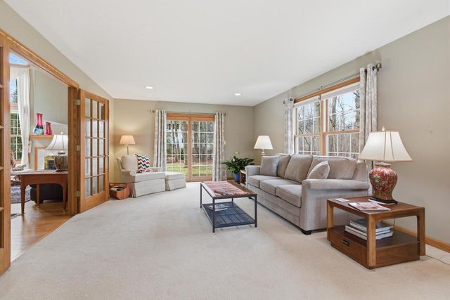 12685 W Barbary COURT, New Berlin, WI 53151