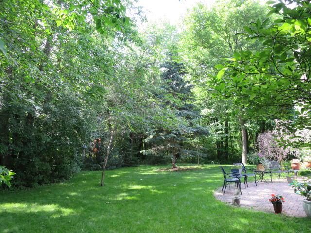 12685 W Barbary COURT, New Berlin, WI 53151