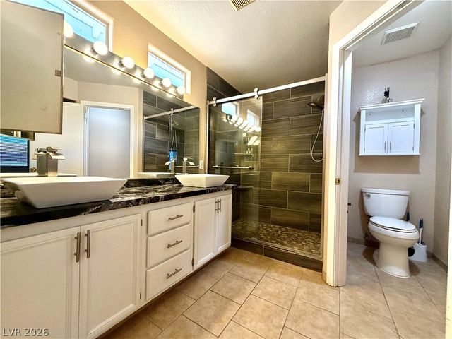 3936 Gold Point Street, Las Vegas, NV 89129
