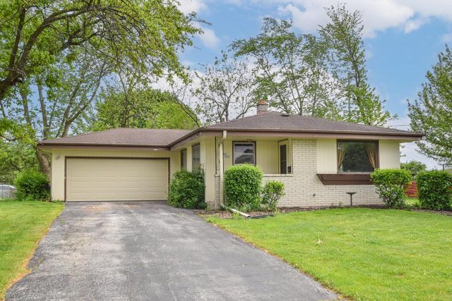 N87W17833 Shepherd DRIVE, Menomonee Falls, WI 53051