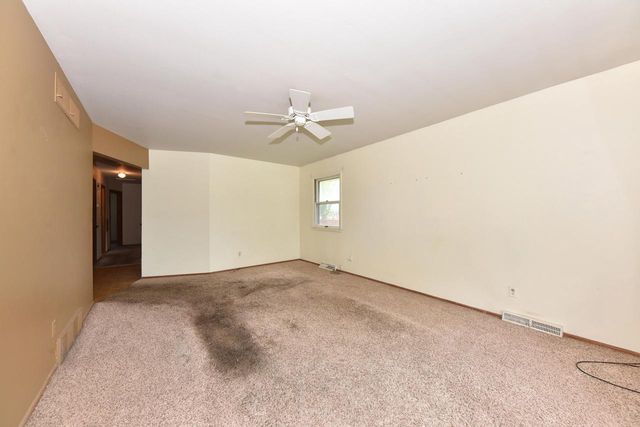 N87W17833 Shepherd DRIVE, Menomonee Falls, WI 53051