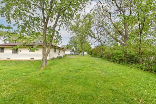 N87W17833 Shepherd DRIVE, Menomonee Falls, WI 53051