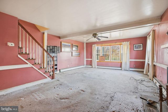 106 MAIN ST, Harleysville, PA 19438