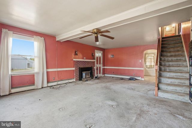 106 MAIN ST, Harleysville, PA 19438