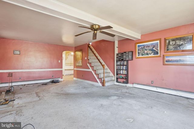 106 MAIN ST, Harleysville, PA 19438