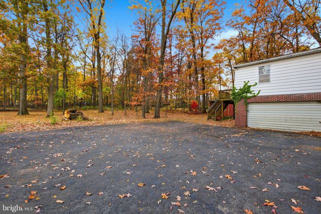 106 MAIN ST, Harleysville, PA 19438