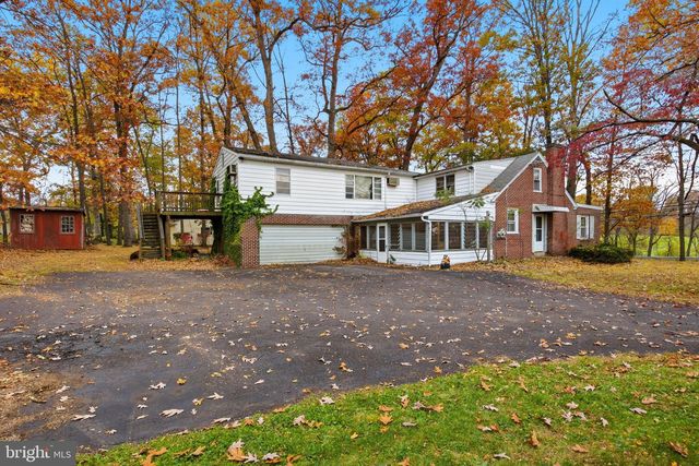 106 MAIN ST, Harleysville, PA 19438