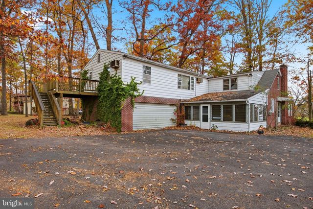 106 MAIN ST, Harleysville, PA 19438