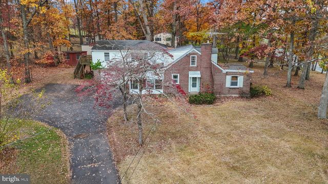 106 MAIN ST, Harleysville, PA 19438