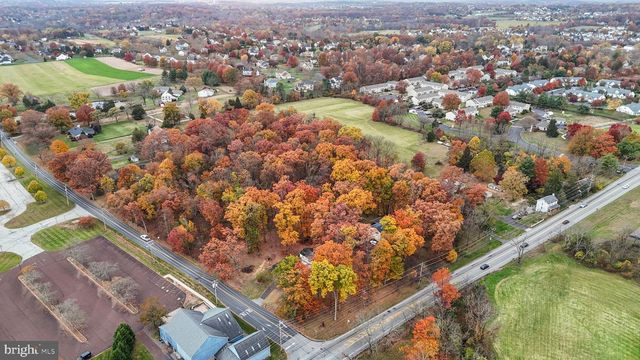 106 MAIN ST, Harleysville, PA 19438