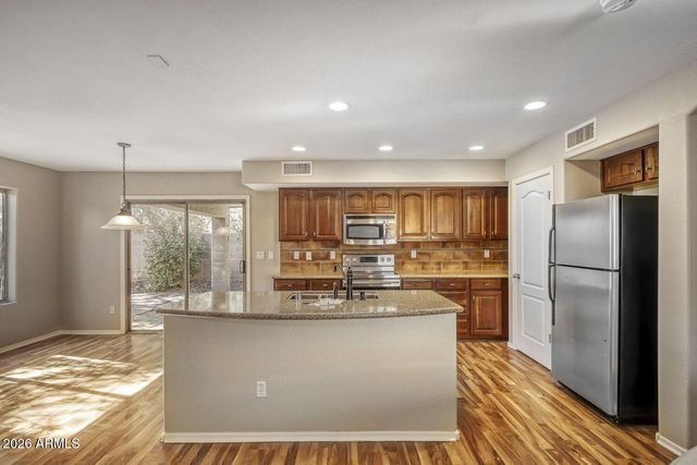 25603 W WHYMAN Street, Buckeye, AZ 85326