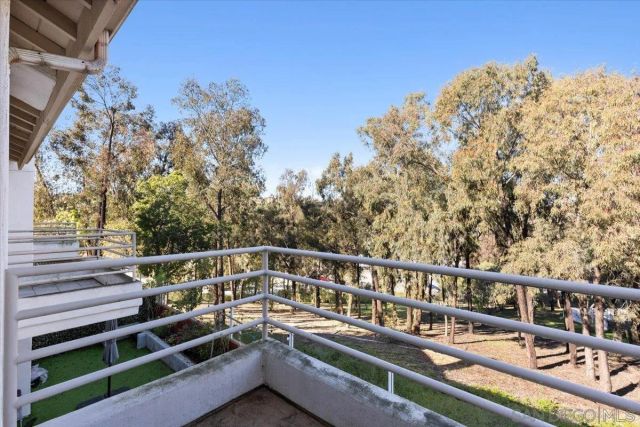 16156 Avenida Venusto 2, San Diego, CA 92128