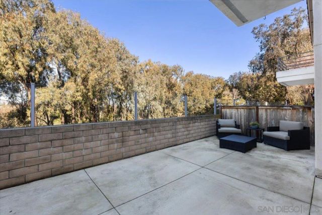 16156 Avenida Venusto 2, San Diego, CA 92128