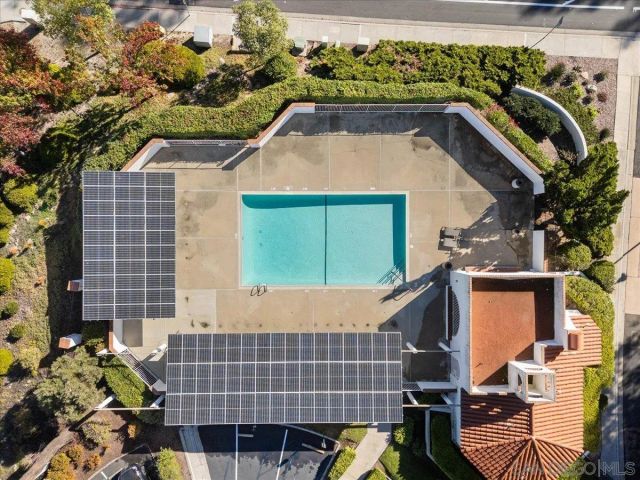 16156 Avenida Venusto 2, San Diego, CA 92128