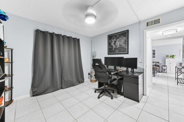 4485 Oak Terrace Drive, Greenacres, FL 33463