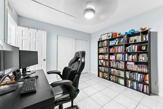 4485 Oak Terrace Drive, Greenacres, FL 33463