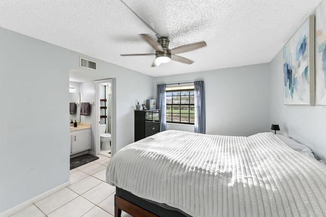 4485 Oak Terrace Drive, Greenacres, FL 33463