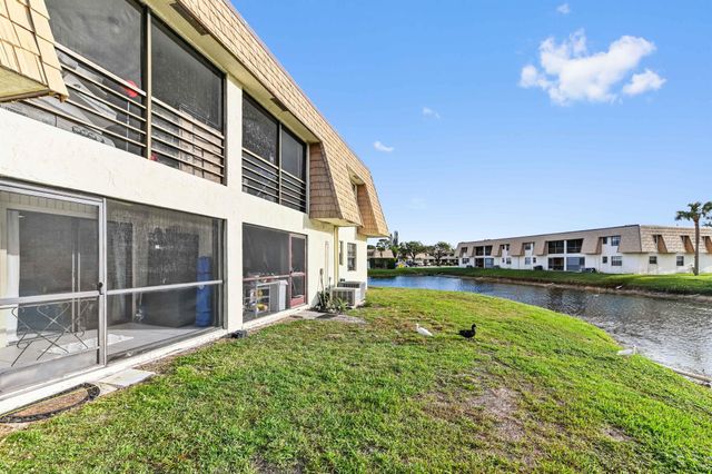 4485 Oak Terrace Drive, Greenacres, FL 33463