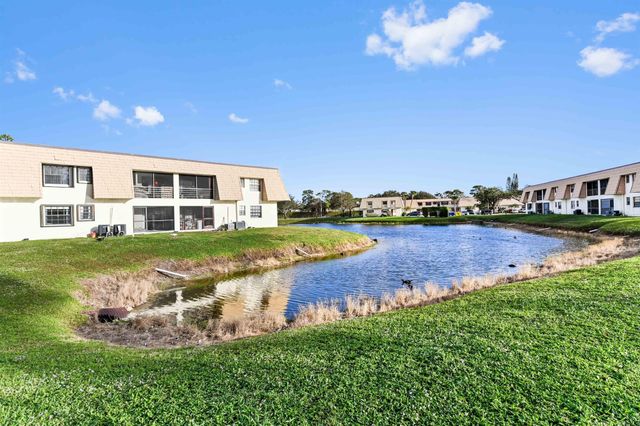 4485 Oak Terrace Drive, Greenacres, FL 33463