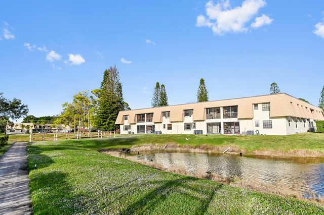 4485 Oak Terrace Drive, Greenacres, FL 33463