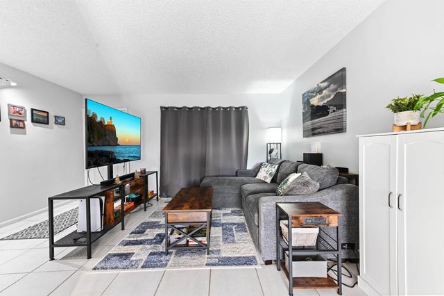 4485 Oak Terrace Drive, Greenacres, FL 33463