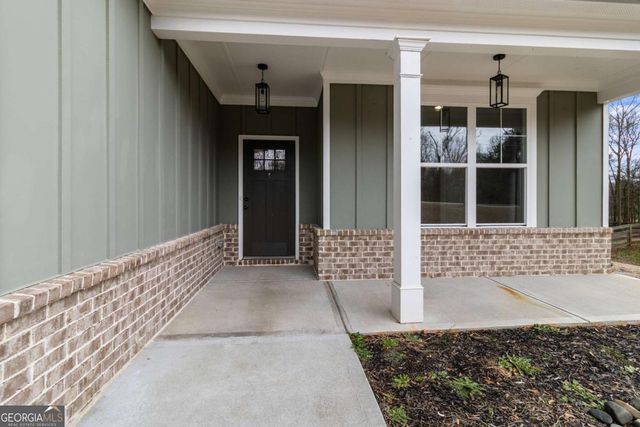 157 Adamstown Road, Bowersville, GA 30516