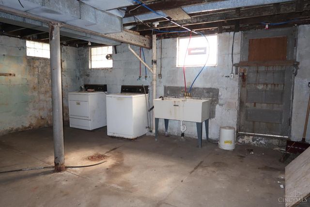 3742 Beekman Street, Cincinnati, OH 45223