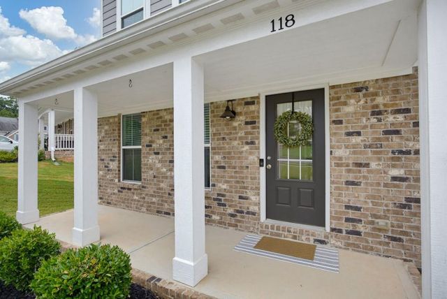 118 Greenbrier Way, Canton, GA 30114