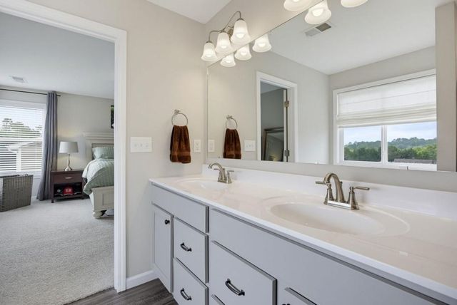 118 Greenbrier Way, Canton, GA 30114