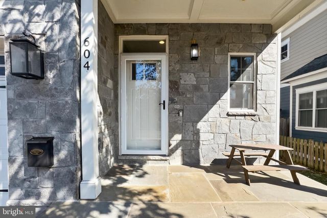 604 N OAK ST, Falls Church, VA 22046