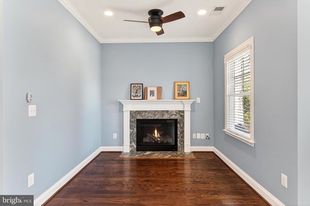 604 N OAK ST, Falls Church, VA 22046