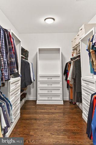 604 N OAK ST, Falls Church, VA 22046