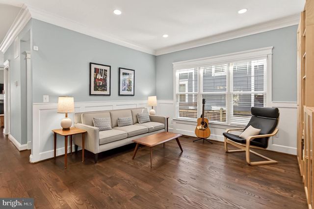 604 N OAK ST, Falls Church, VA 22046