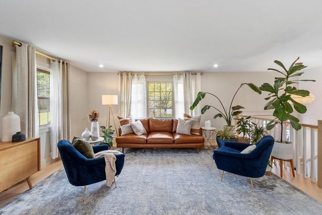 25 Porter Road, Chelmsford, MA 01824