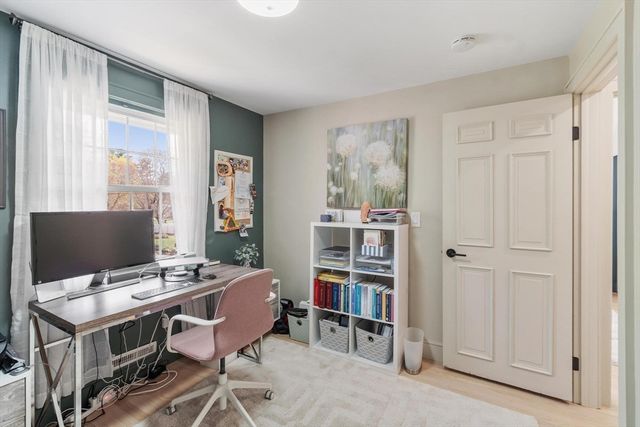 25 Porter Road, Chelmsford, MA 01824