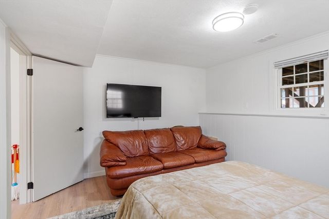 25 Porter Road, Chelmsford, MA 01824