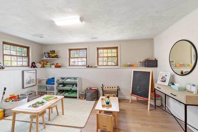 25 Porter Road, Chelmsford, MA 01824