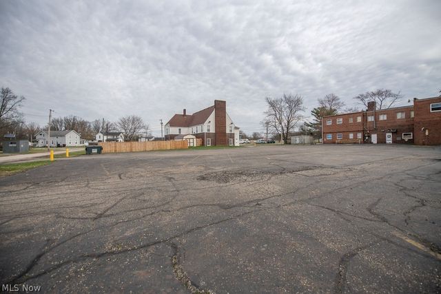 14760 Gaskill Drive NE, Alliance, OH 44601
