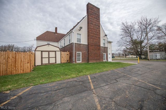14760 Gaskill Drive NE, Alliance, OH 44601