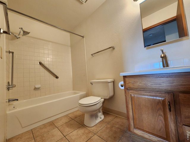1155 S Saint Vrain Ave B3-U6, Estes Park, CO 80517