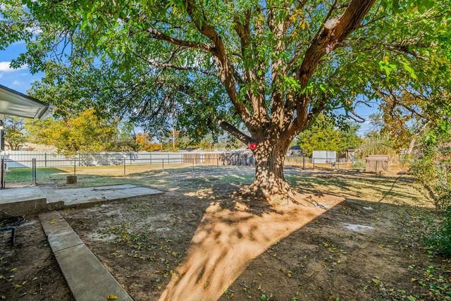 2712 37th Street, Lubbock, TX 79413