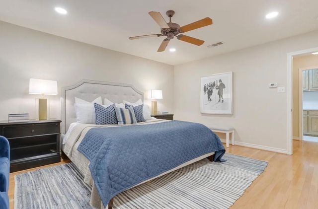 5882 Pecan Chase, Benbrook, TX 76132