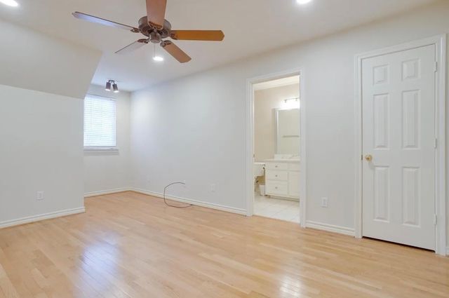 5882 Pecan Chase, Benbrook, TX 76132