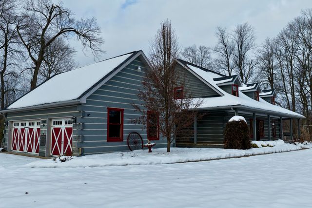 11445 F Drive S, Ceresco, MI 49033