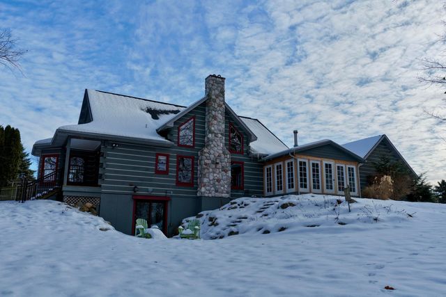 11445 F Drive S, Ceresco, MI 49033