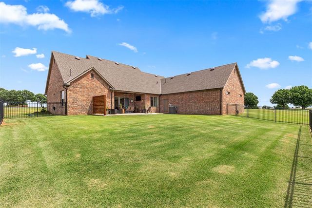 2049 County Road 1336, Blanchard, OK 73010