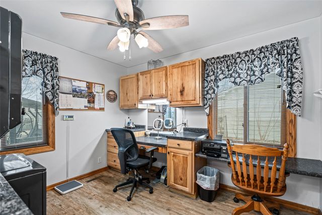 524 12th Avenue, Grinnell, IA 50112