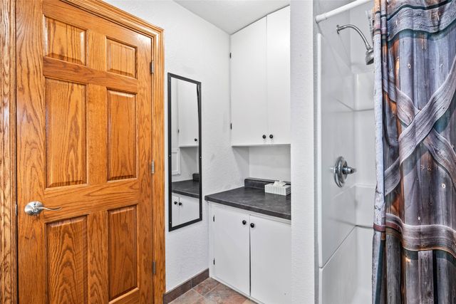 524 12th Avenue, Grinnell, IA 50112