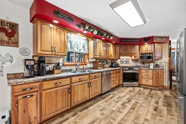 524 12th Avenue, Grinnell, IA 50112