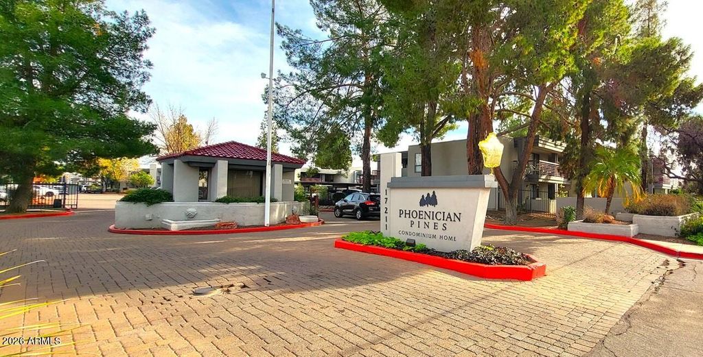 3434 W DANBURY Drive A204, Phoenix, AZ 85053